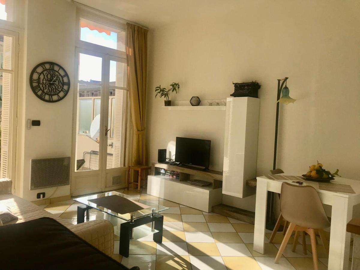 Appartement Terrasse Dans Palace Belle Epoque Ментона Экстерьер фото